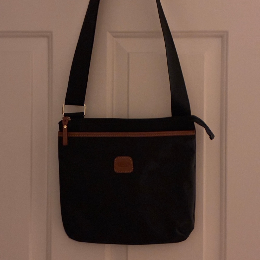 Stylish Brics Milano nylon crossbody bag.  EUC